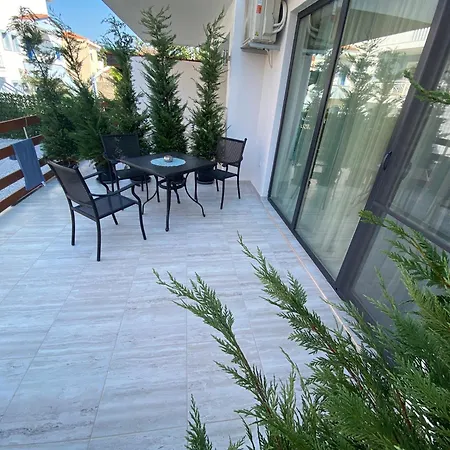 Opalium Front 3* Ποτός
