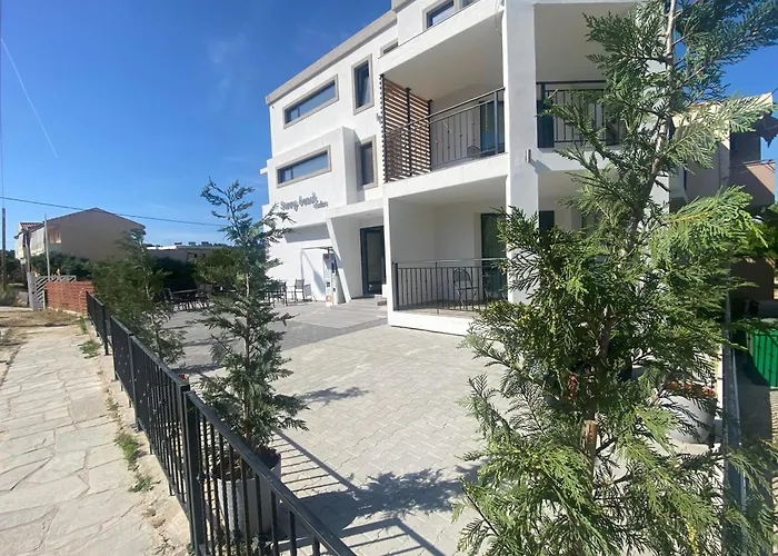 Hotel de apartamente Opalium Front Potos