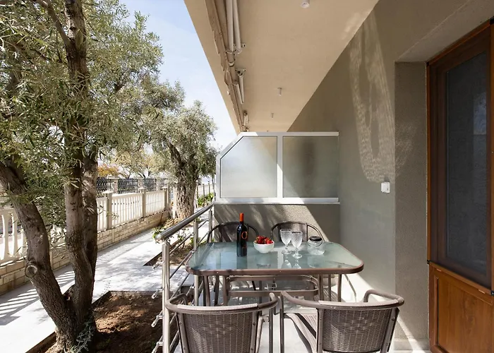 Hotel de apartamente Opalium Front Potos