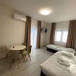 Opalium Front Aparthotel 3*