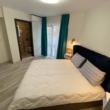 Opalium Front Aparthotel Potos