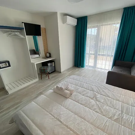 Opalium Front 3* 포토스