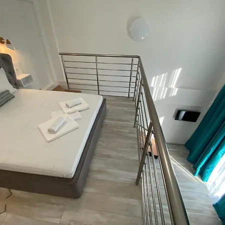 Opalium Front 3* 포토스