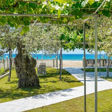Aparthotel Opalium Front *