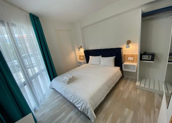 Opalium Front Aparthotel Potos