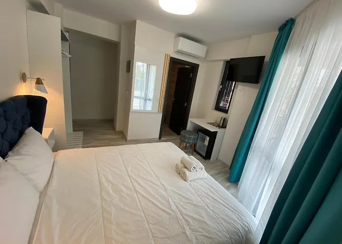 Opalium Front Aparthotel Potos