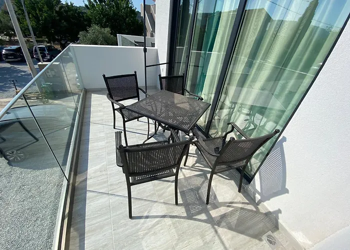 Opalium Front Aparthotel 3*