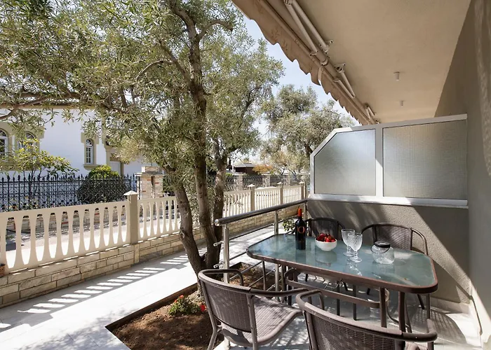Opalium Front מלון דירות 3*