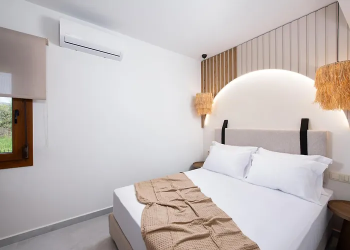 Opalium Front Aparthotel Potos