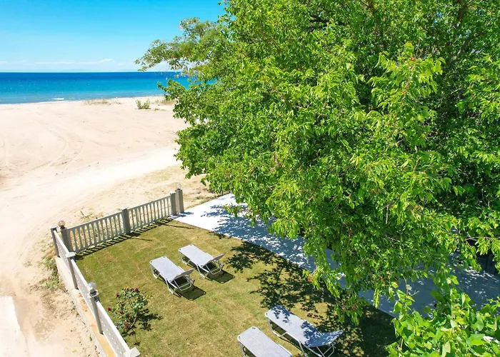 Opalium Front Aparthotel 3*